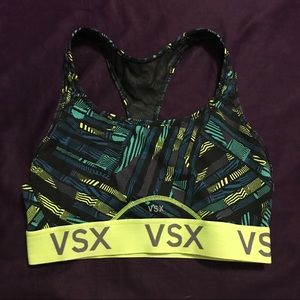 Victoria’s Secret Sports Bra Medium